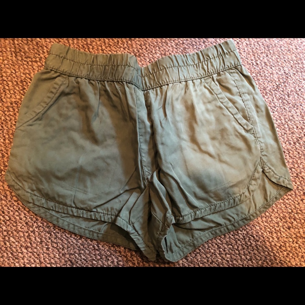 American Eagle Women’s shorts